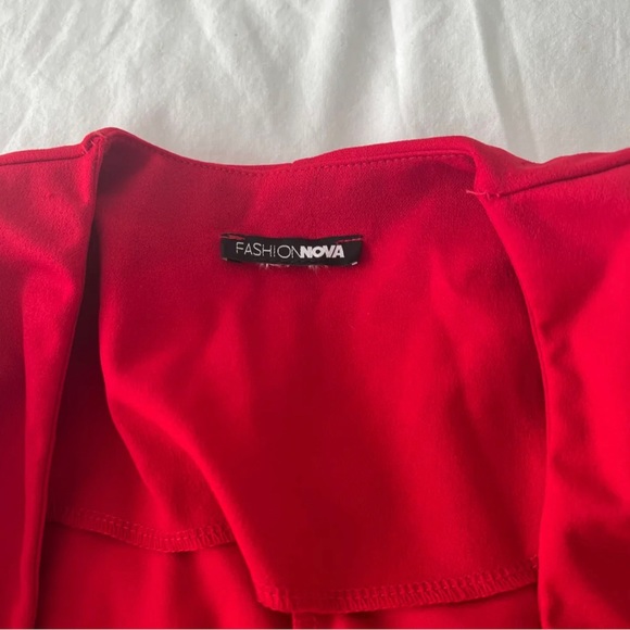 FASHION NOVA - RED BLAZER* - Picture 2 of 3